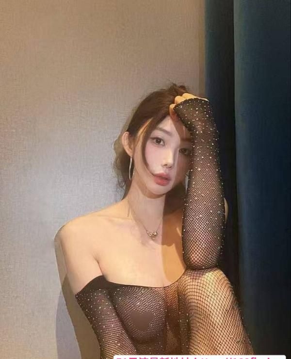 天河性感大奶刘鑫鑫 3