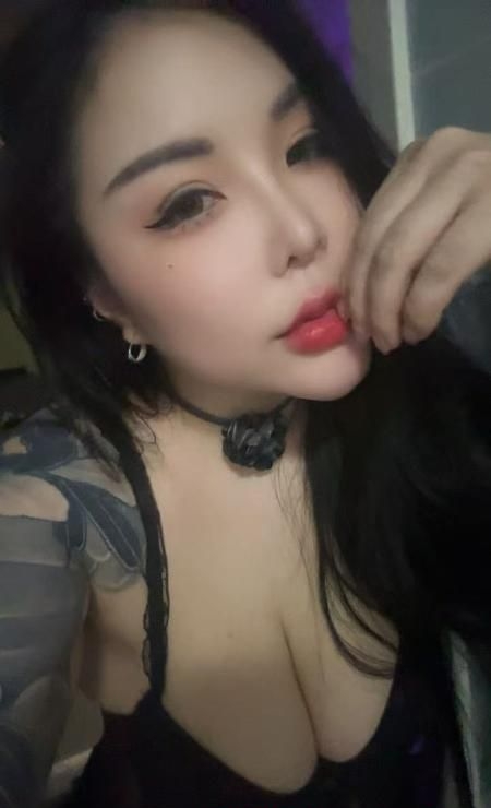 南京丰满肥臀 4