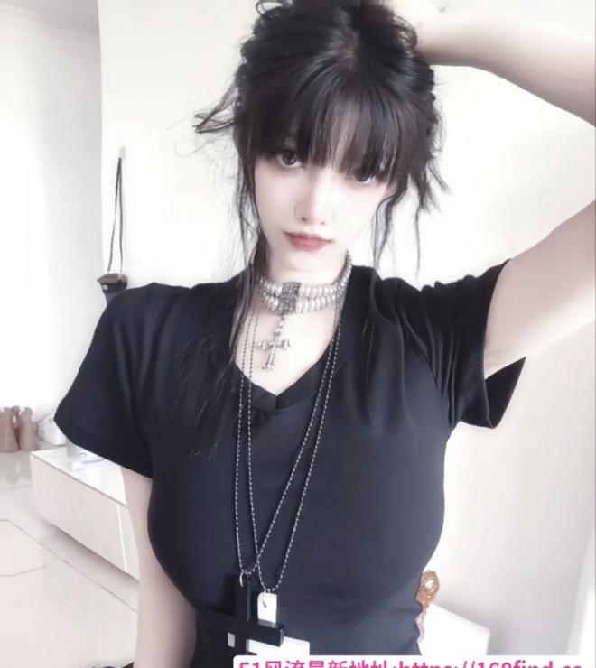 暗黑系嫩妹小怪 1