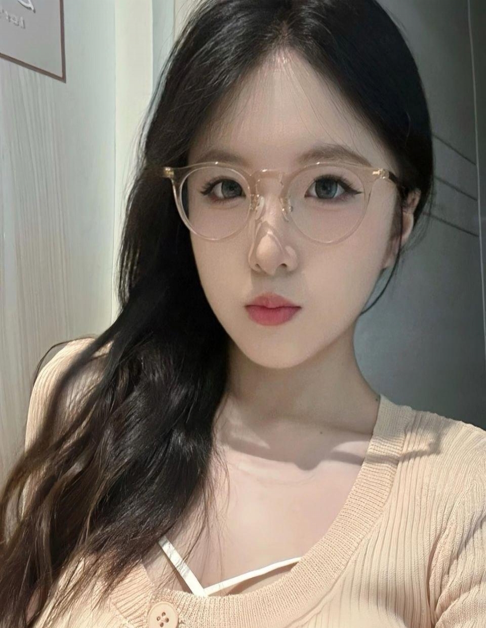 浦东分享邻家感觉的小妞 1