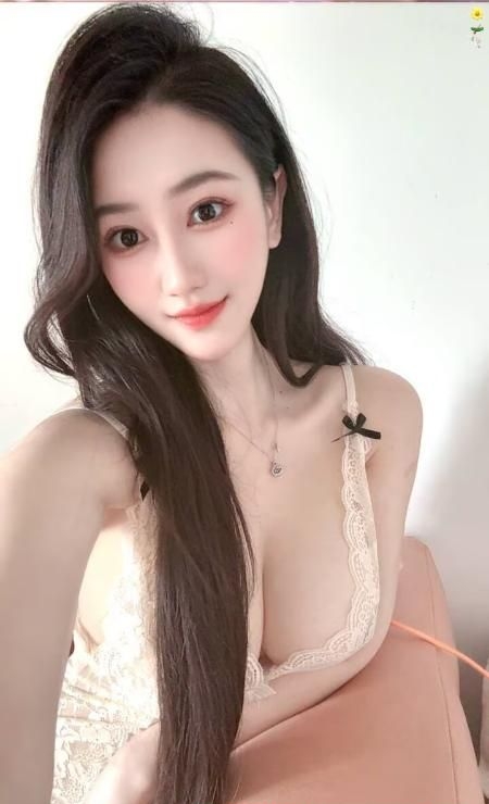 高颜美胸御姐 2