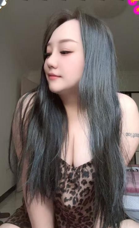 南京潮喷大波骚妇 2