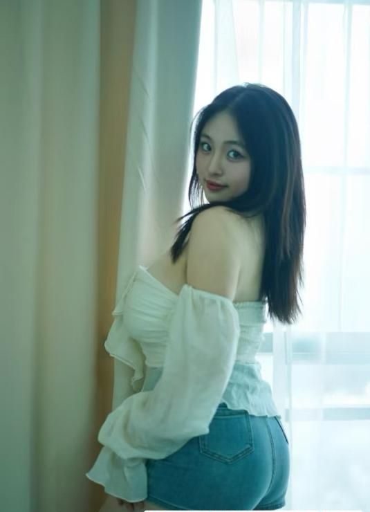 36D巨乳丰满莎莎 3