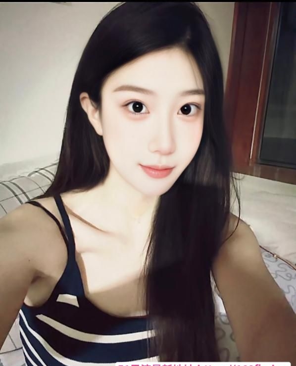 在校兼职大长腿美女 3