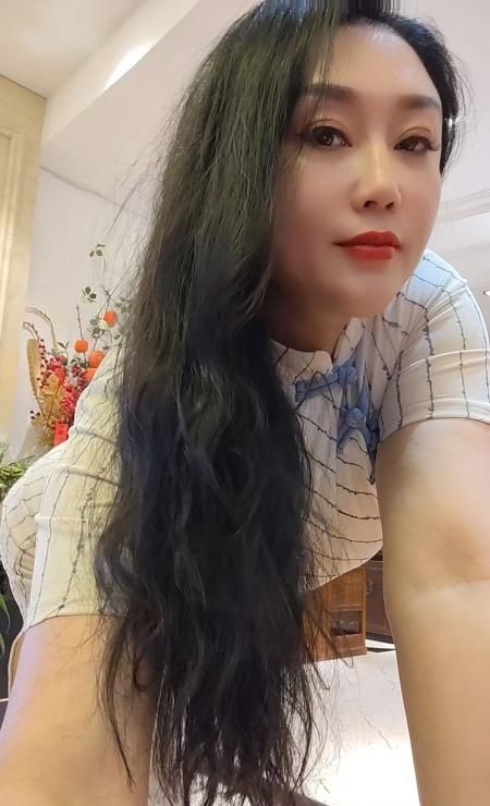 潮喷毒龙丰满骚货 4