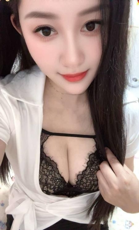 嘉定D奶紧致潮喷妹子 4