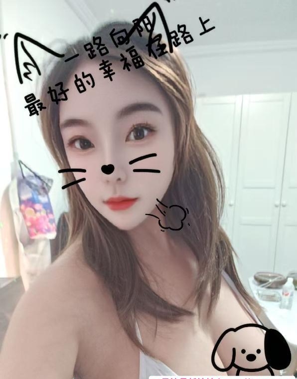 西城第一紧爆乳西西 1
