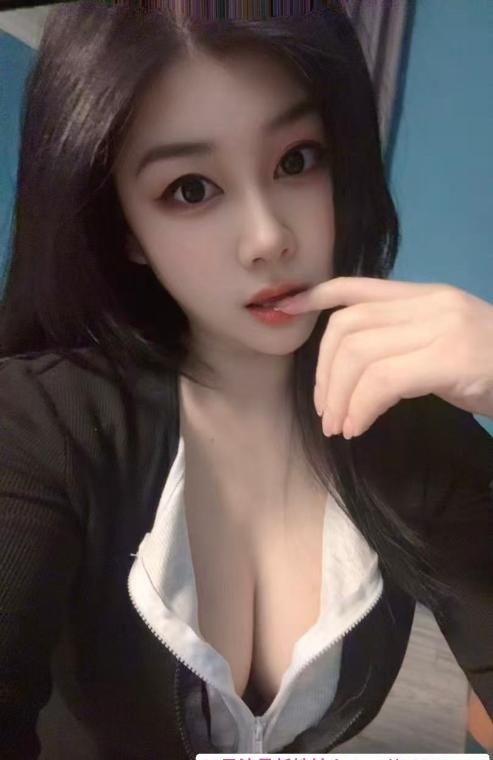 大胸颜值娇娇 1
