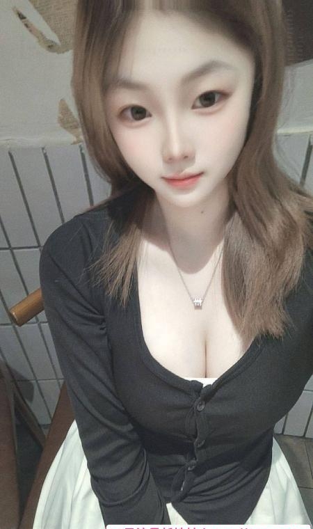 青浦大胸妹童童 1