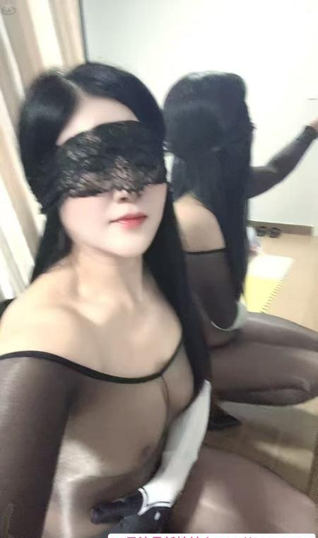 滨江妩媚骚妇 1