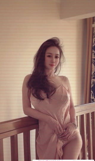 混血大胸颜值老师