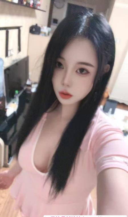 大胸水床妹纸 1