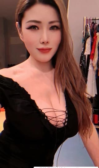 光谷韵味少妇红唇