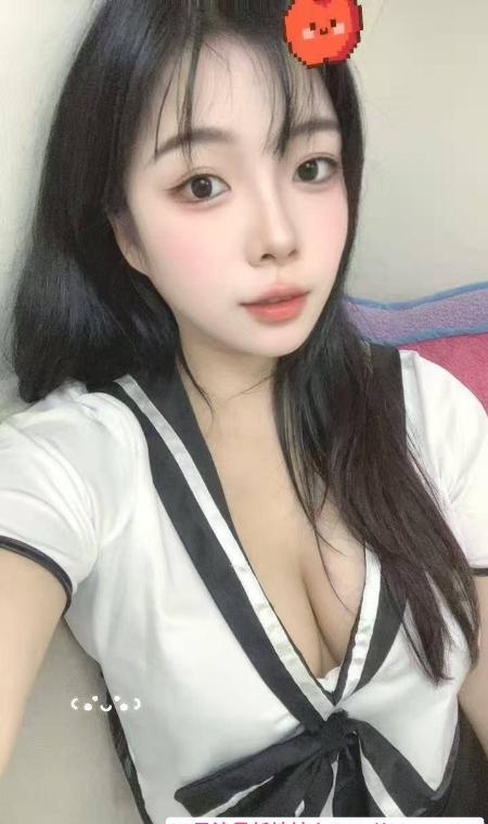 岗顶骚女泡泡糖 1