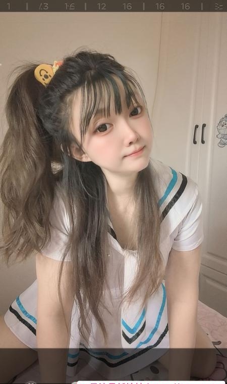 临平马尾制服小骚货 1