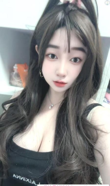 花都美乳可儿 1