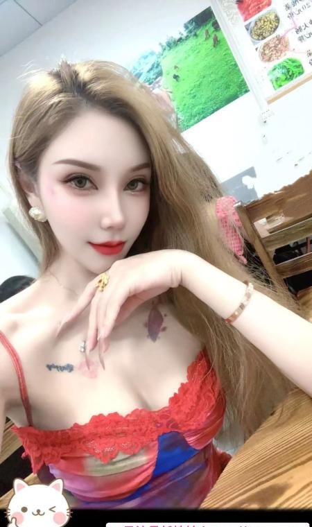 颜值身材很棒的小姐姐 1