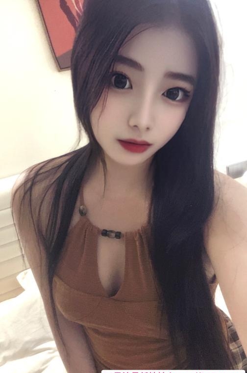 大胸肥臀妹子 1