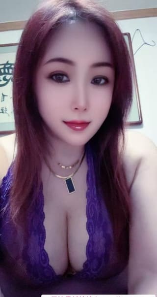 大奶泻火红玉