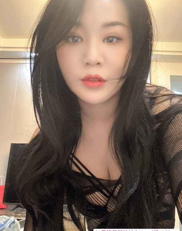 滨江臀肥丰满少妇 1