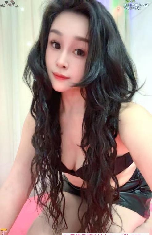 前凸后翘觅儿老师 1