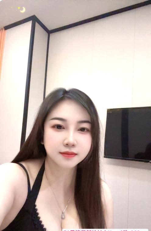 白云肥臀少妇 1