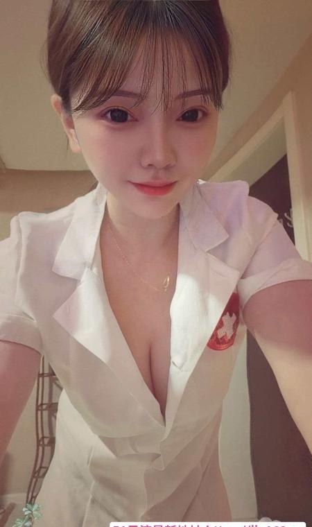 巨乳小叶子 1