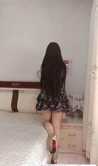 会潮喷的人妻