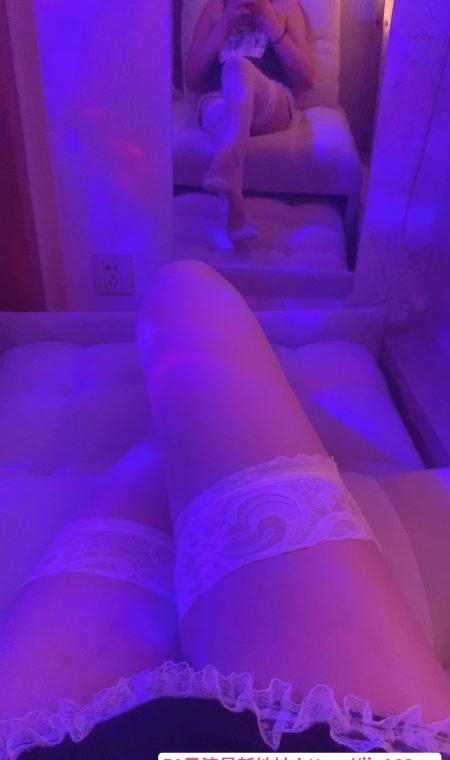 再次相约长腿菲菲 1