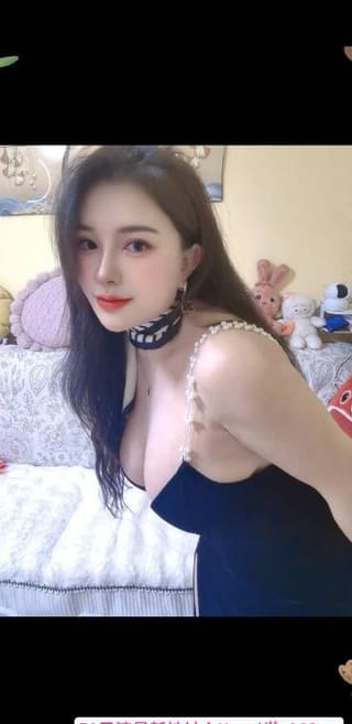 南山大胸蜜桃臀兔兔