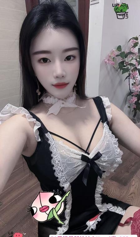性感女仆青青 1