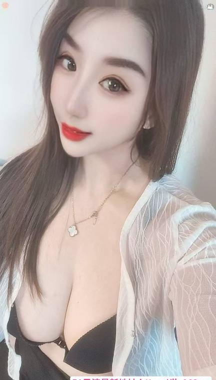 高挑大胸风骚妹子 1