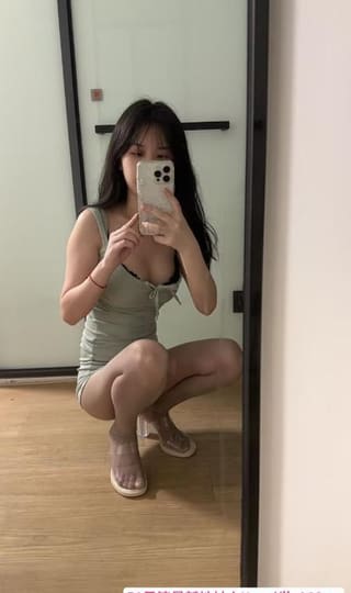 普陀肤白貌美嫩妹