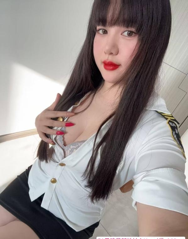 洪山喷水小姐姐 1