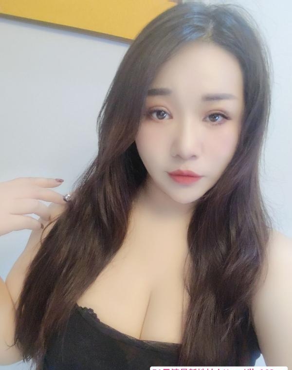 滨江服务系美臀少妇 1