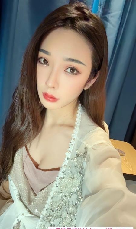 娇小型骚女泡泡 1