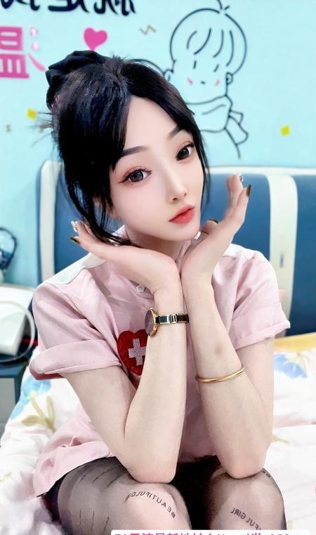 萧山三点粉李小璐 1