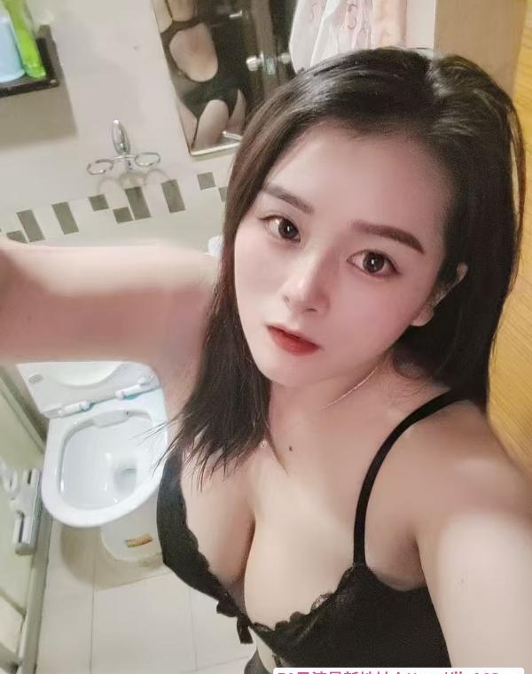 罗湖艳舞大奶温妮 1