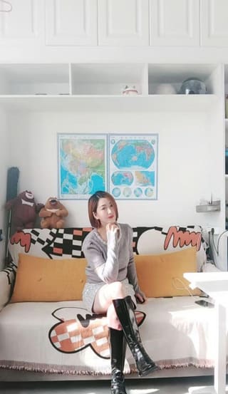 劲松气质短发少妇