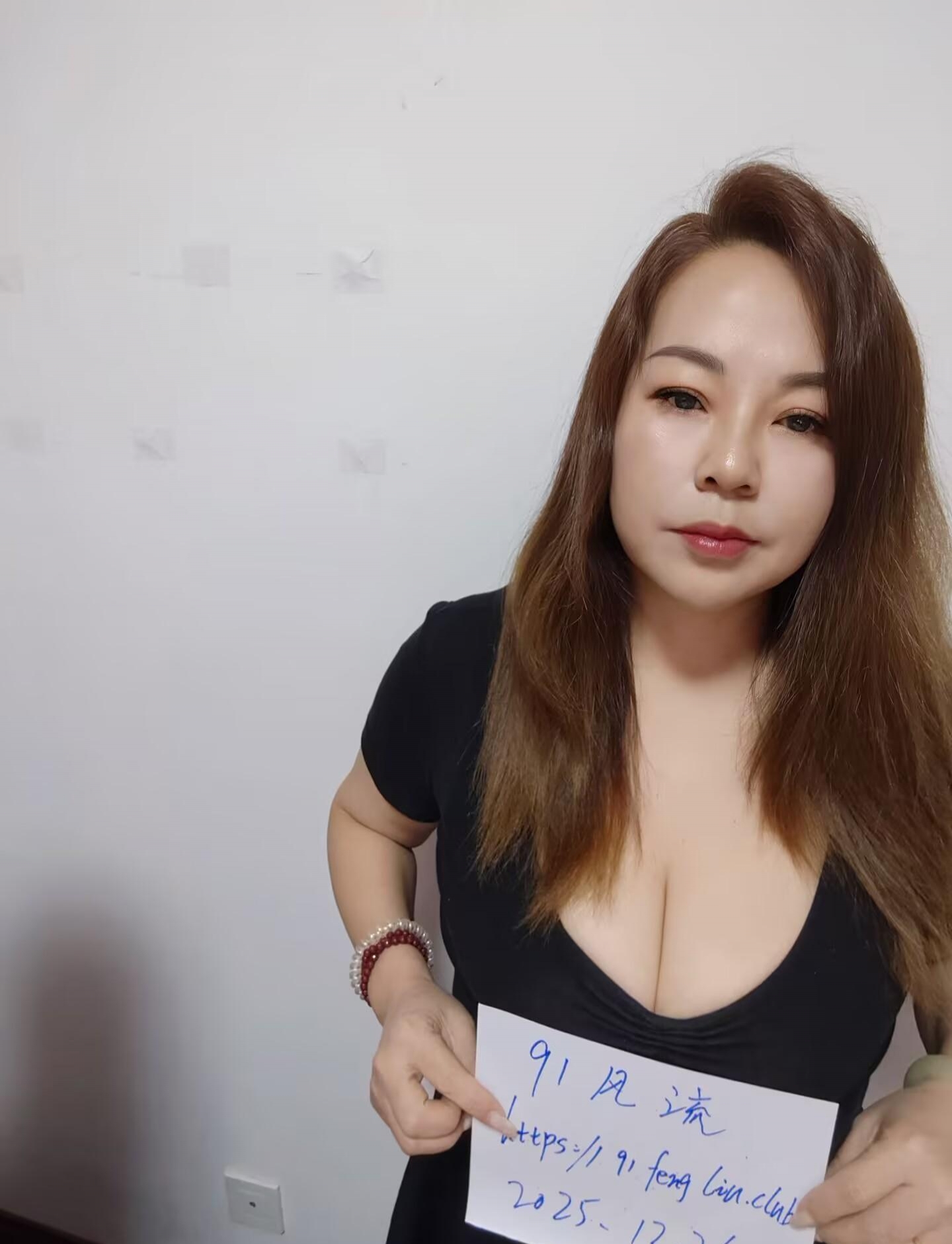 奉贤区风骚小嫂子 1