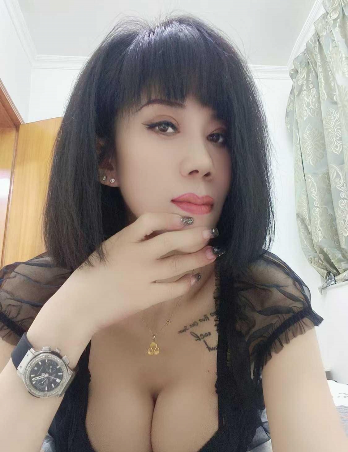 御姐笑笑 1