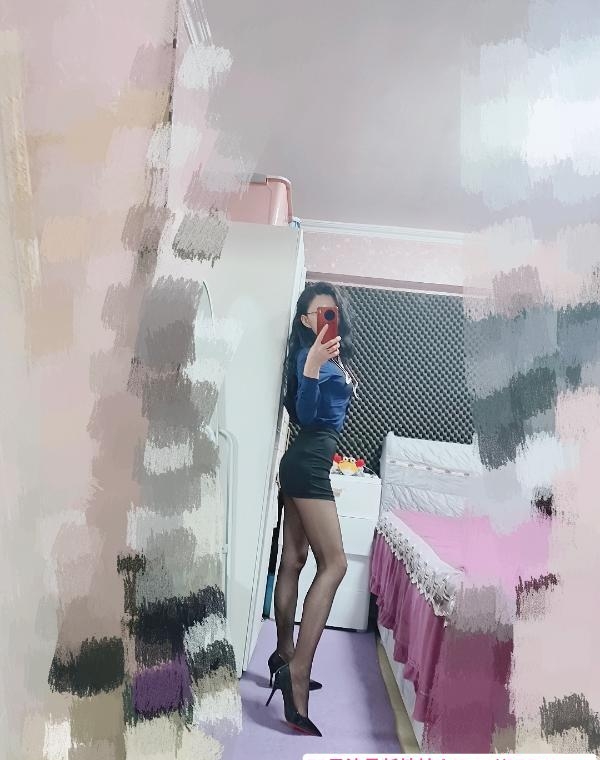 气质女人御姐喷泉 2