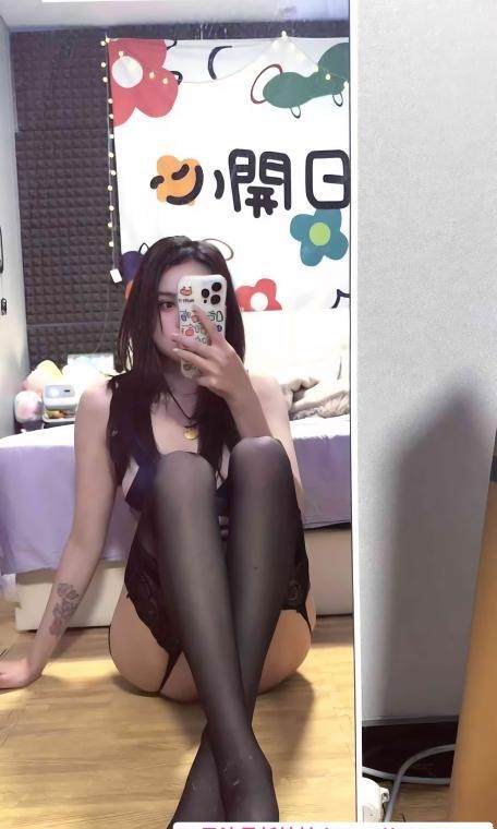 异域巨乳花姑娘 2