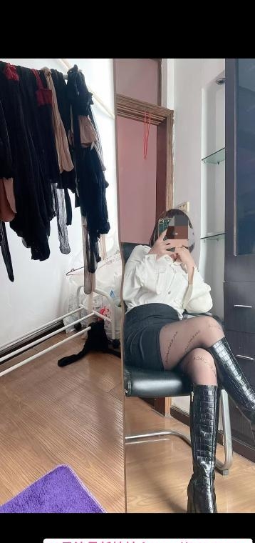 丝足少妇 2