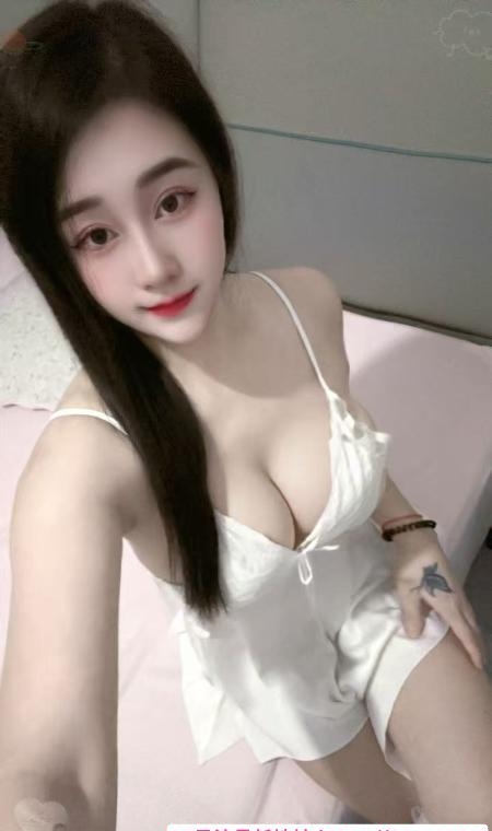 上城大奶红玫瑰 2