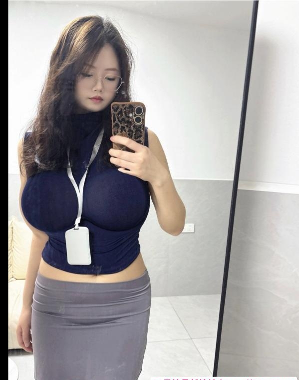 肤白Q弹肥逼妹儿 2