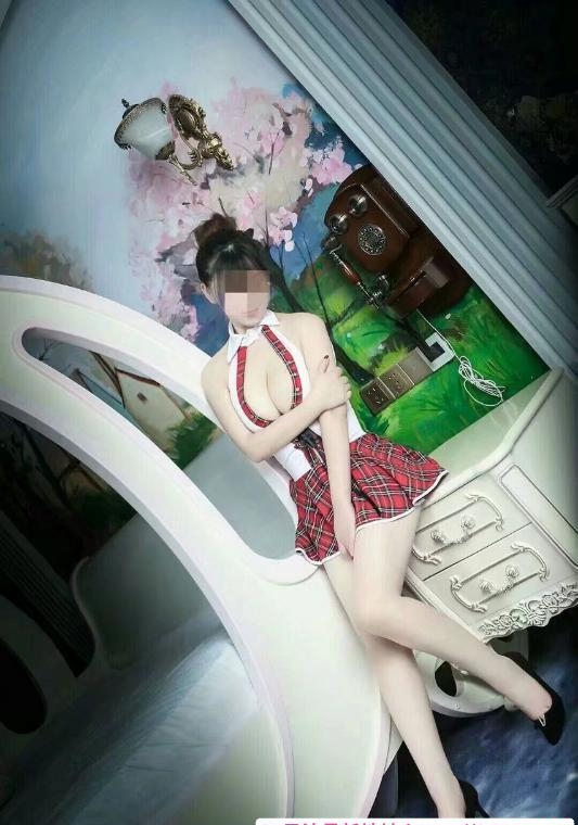 茶园奶妈哺乳期少妇 2