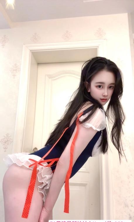翘臀依兰 2