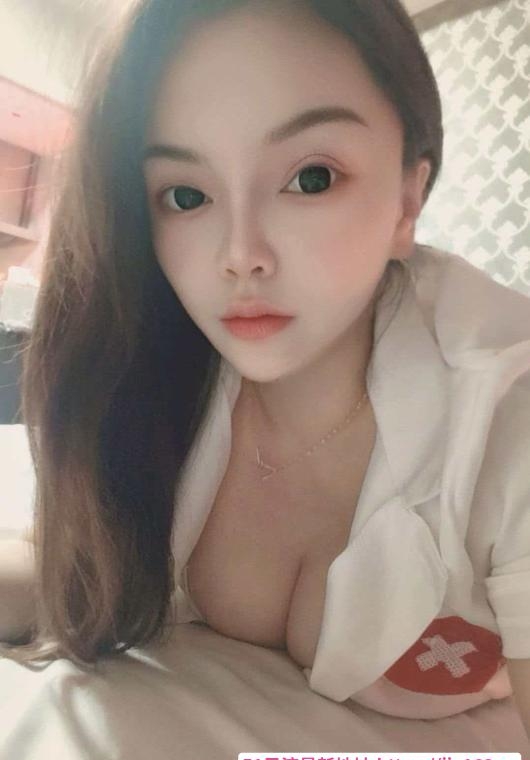 巨乳小叶子 2