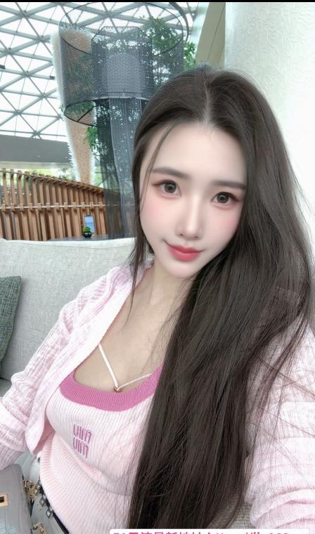 身材高挑大奶御姐 2